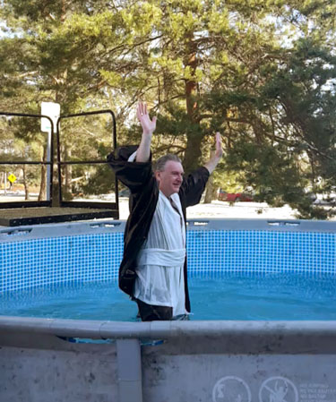 Dean Keith Willoughby takes the Chillin' for Charity plunge